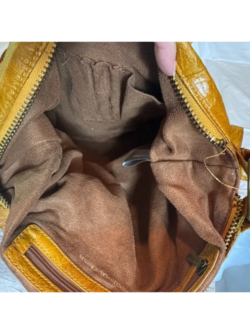 Matt & Nat Cognac Vegan Leather Slouch Hobo Shoulder Bag Multi Pocket Large Tote